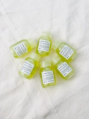 New Davines Momo Shampoo Travel Size 6 Pack of 1.69 fl oz equals 299 ml